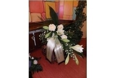 Eigentümer Bilder Friedhofsgärtnerei Doreen Peter - in der Friedhofsvilla Blumen Floristik Kränze Neubrandenburg