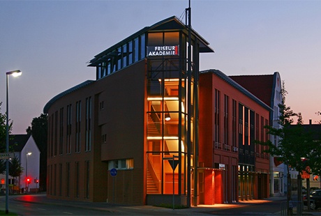 Eigentümer Bilder Fachlehranstalt Oldenburg für Friseure und Kosmetiker e.V. Berufsfachschule Oldenburg