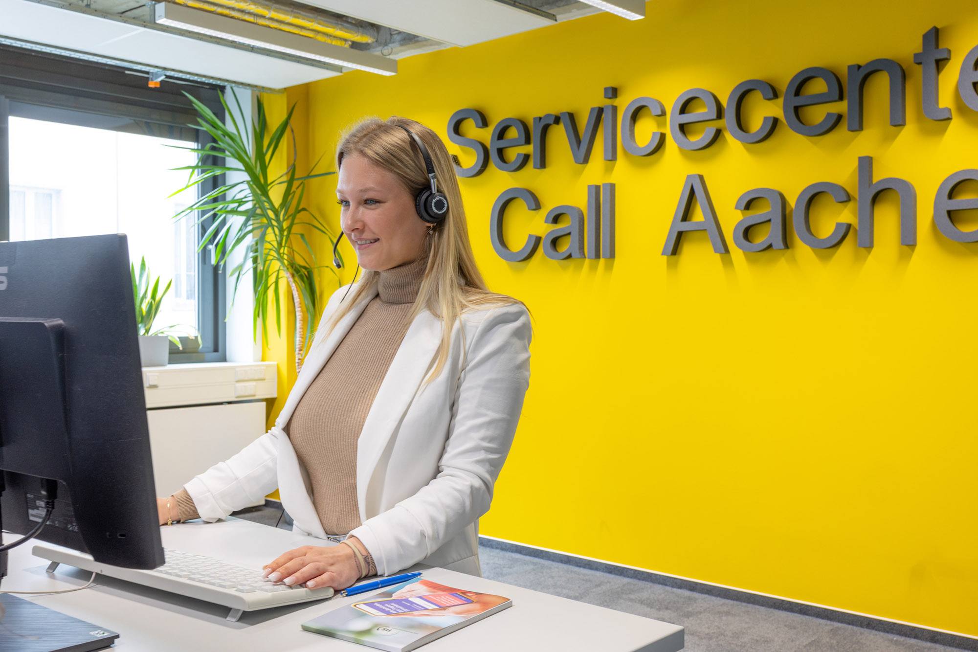 Kundenbild groß 1 Stadt Aachen - Servicecenter Call Aachen