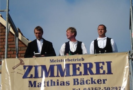 Kundenbild groß 1 Bäcker Zimmerei und Dachdeckerei GmbH Zimmerei