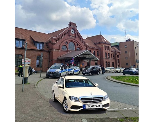 Kundenbild groß 4 Taxiteam Harburg