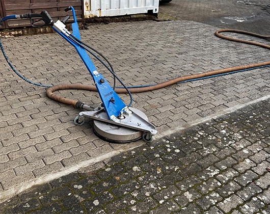 Kundenbild groß 2 MF Flächenreinigung