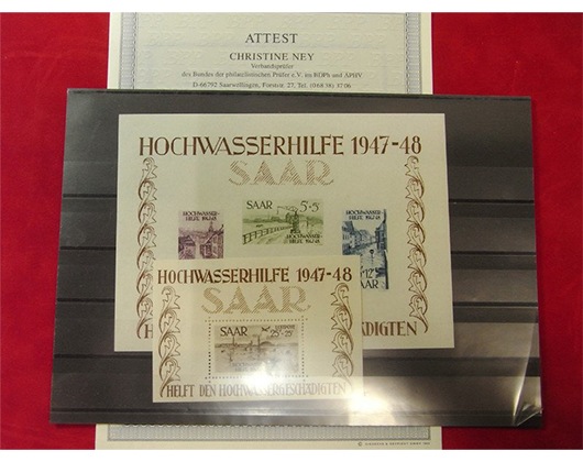 Kundenbild groß 3 Briefmarken Finger An- u. Verkauf Altgold, Münzen, Briefmarken