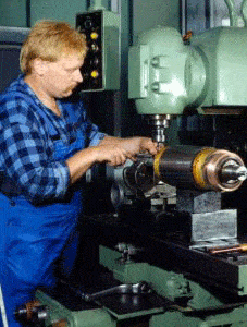 Kundenbild groß 3 Flühs Otto Elektro Maschinenbau