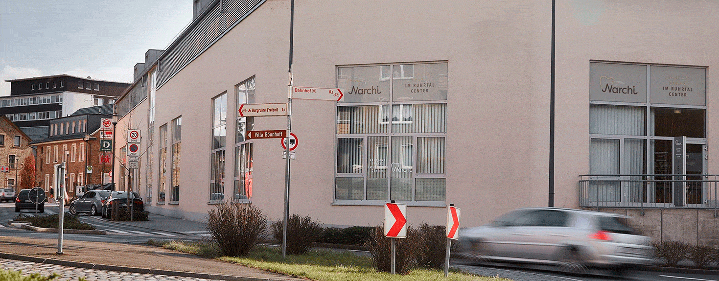 Kundenbild klein 4 Narchi - Zahnarztpraxis im Ruhrtal Center - Shila Shahideh-Narchi Zahnärztin