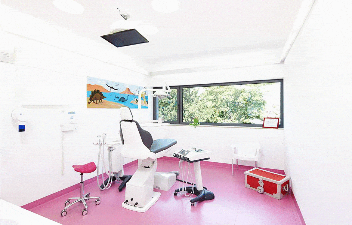 Kundenbild groß 10 fzz-fachzahnärztliches zentrum hochheim dres m. ullner, a. moschos & kollegen