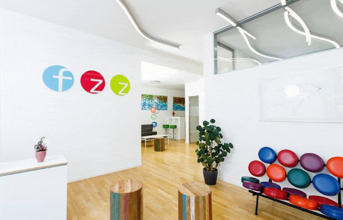 Kundenbild groß 6 fzz-fachzahnärztliches zentrum hochheim dres m. ullner, a. moschos & kollegen