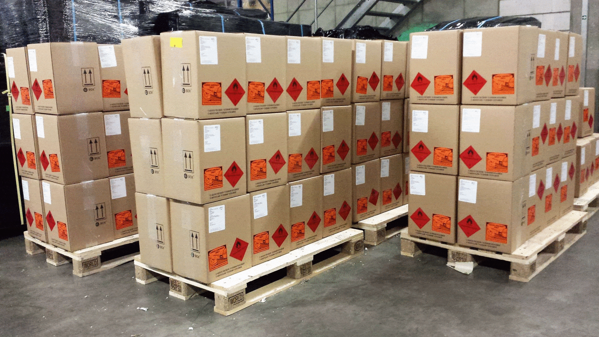 Kundenbild klein 14 AVS Gefahrgut und Verpackungen GmbH Industrieverpackung per Luft, See & Land