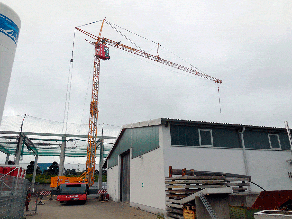 Kundenbild groß 3 Schiwek Kran + Transport GmbH Kranvermietung