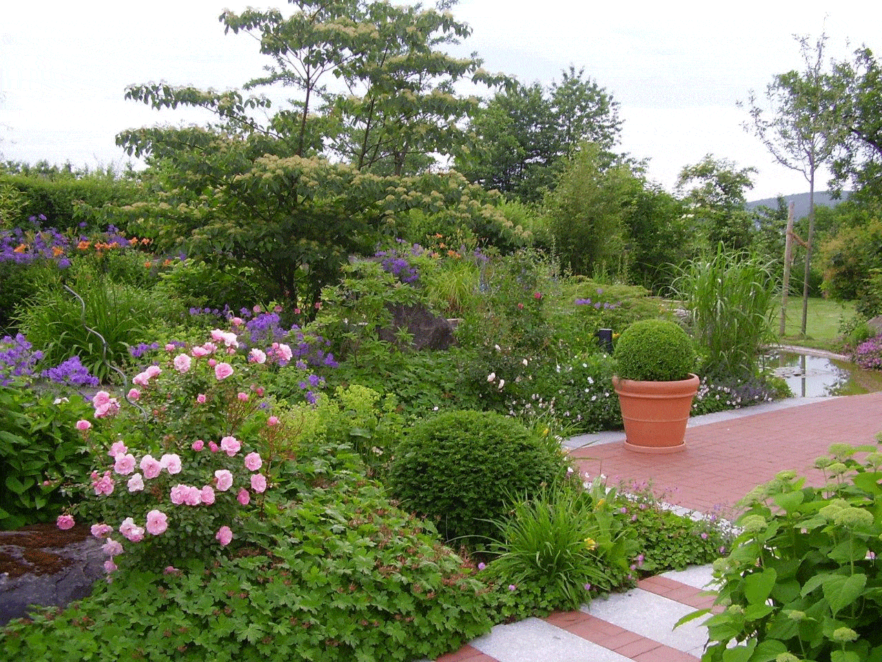 Kundenbild groß 1 Frey GmbH Garten- und Landschaftsbau