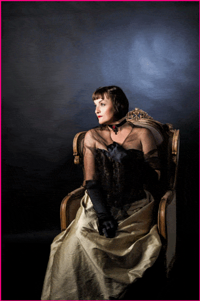 Kundenbild klein 21 LINA ON TOUR - Salvatore Lina Friseurmeisterin mobiles Haarstyling & Make up