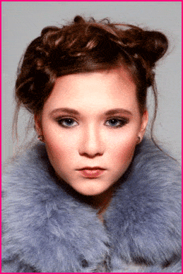Kundenbild klein 23 LINA ON TOUR - Salvatore Lina Friseurmeisterin mobiles Haarstyling & Make up