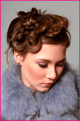 Kundenbild klein 25 LINA ON TOUR - Salvatore Lina Friseurmeisterin mobiles Haarstyling & Make up