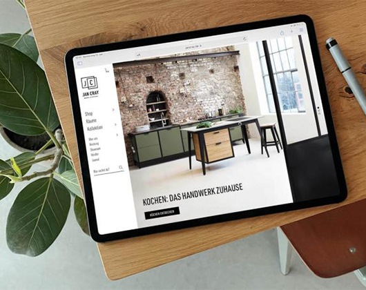 Kundenbild klein 6 Anna Cray Grafikstudio