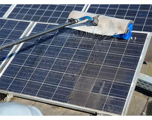 Kundenbild klein 4 Zaglin & Lochbaum PV-Reinigung GbR