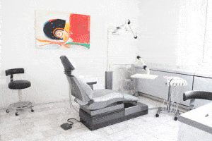 Kundenbild groß 3 CIA - Centrum für Implantologie & Aesthetische Gesichtschirurgie Prof. Dr. med. Dr. dent. Maick Griebenow M.Sc.