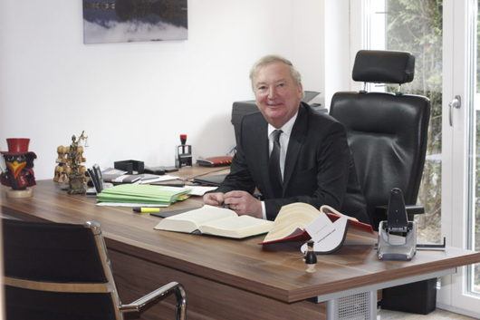 Kundenfoto 1 Rechtsanwalt Hans Bernhard Huß