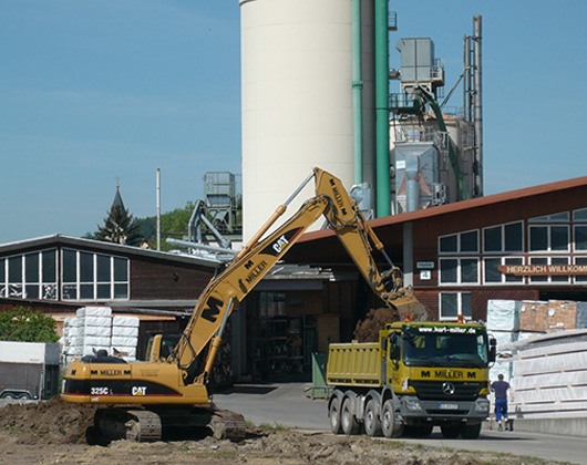 Kundenfoto 1 Karl Miller GmbH Erdbewegungen Fuhr- u. Abbrucharbeiten Bauschuttrecycling