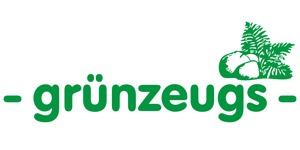 Kundenlogo von grünzeugs Naturgärten Landschaftsbau,  Pflasterungen, Dachbegrünung