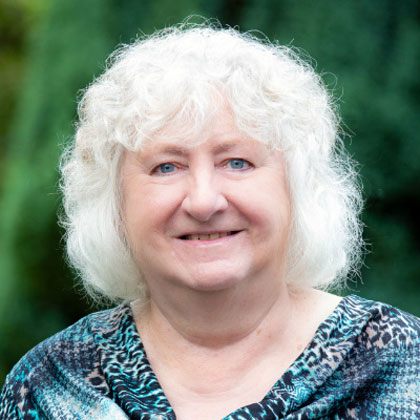 Ansprechpartner Angelika Hütten