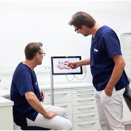 Kundenbild groß 2 Dentalzentrum.com | Zahnarztpraxis Wierzbitzki Niko Dr. u. Willen Volker