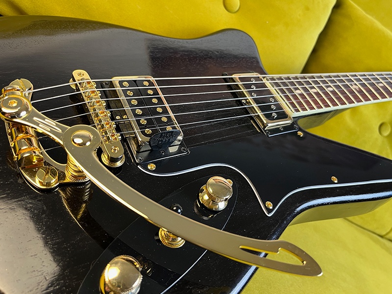 D.O.G. Custom Guitars aus Wees