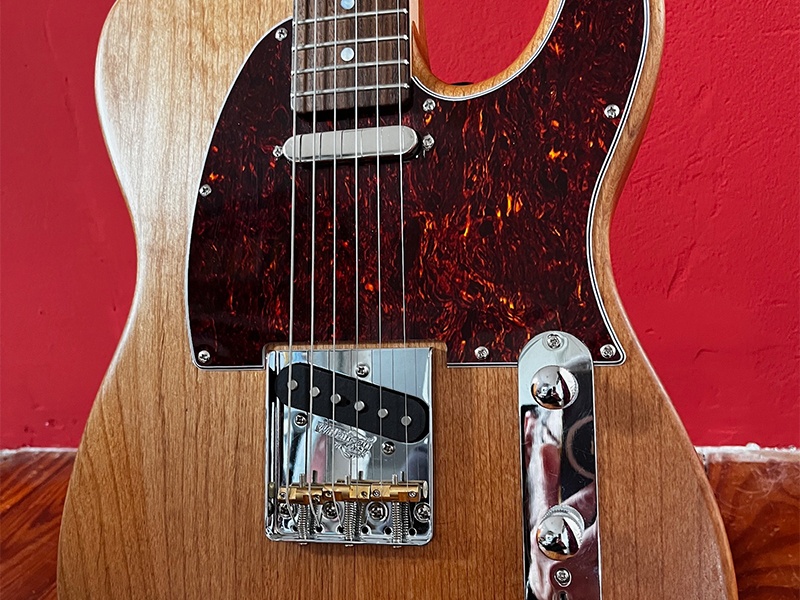 D.O.G. Custom Guitars aus Wees