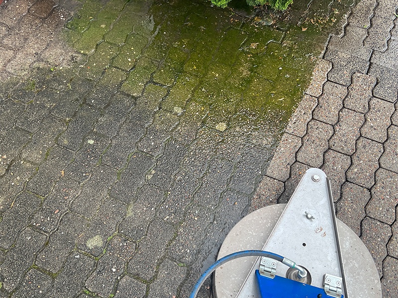 MF Flächenreinigung aus Hennstedt MF Flächenreinigung aus Hennstedt