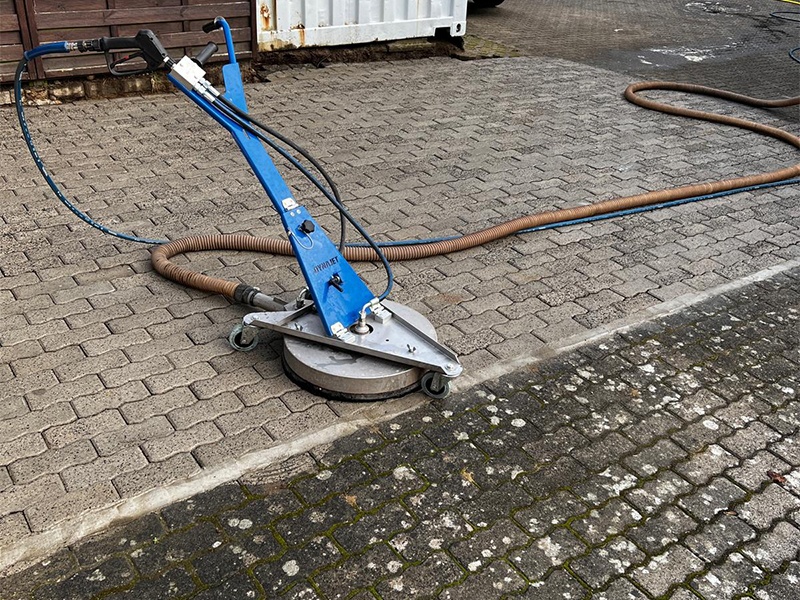 MF Flächenreinigung aus Hennstedt