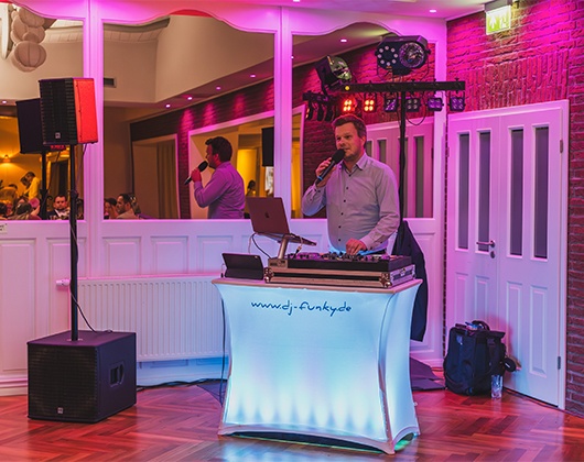 DJ funky / funky Sport Events aus Tellingstedt