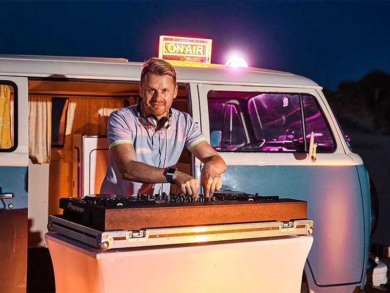 DJ Patrick Ziemer aus Kiel