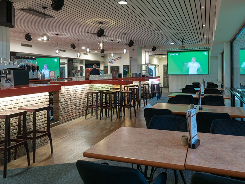 Sportdeck 83 Sportsbar aus Kiel