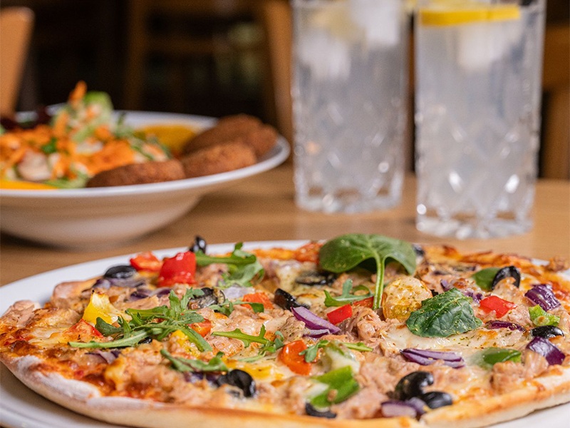 Sportdeck 83 Sportsbar aus Kiel