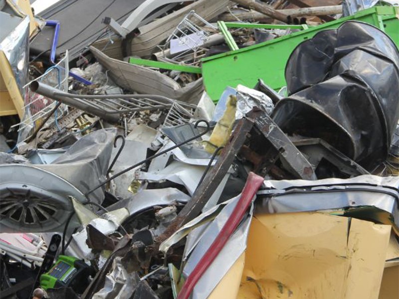 Trave Schrott aus Ratekau