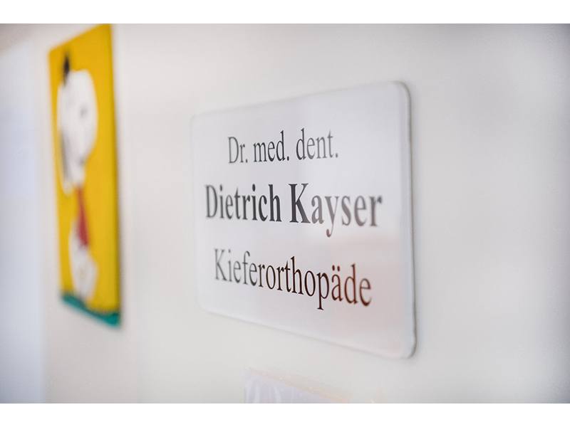 Dr. med. dent. Dietrich Kayser aus Lübeck