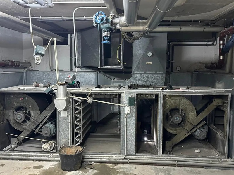 Abbruch Dambrowski aus Lübeck Abbruch Dambrowski aus Lübeck