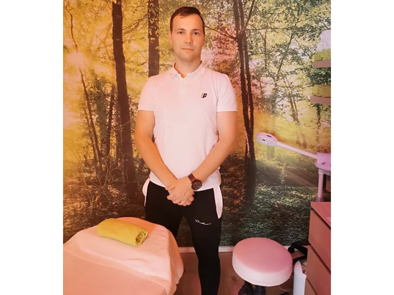 Paradisum Mobile Massage Pawel aus Geesthacht Paradisum Mobile Massage Pawel aus Geesthacht