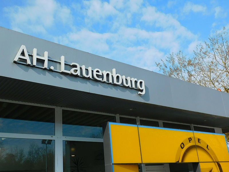 Autohaus Lauenburg GmbH & Co KG aus Lauenburg