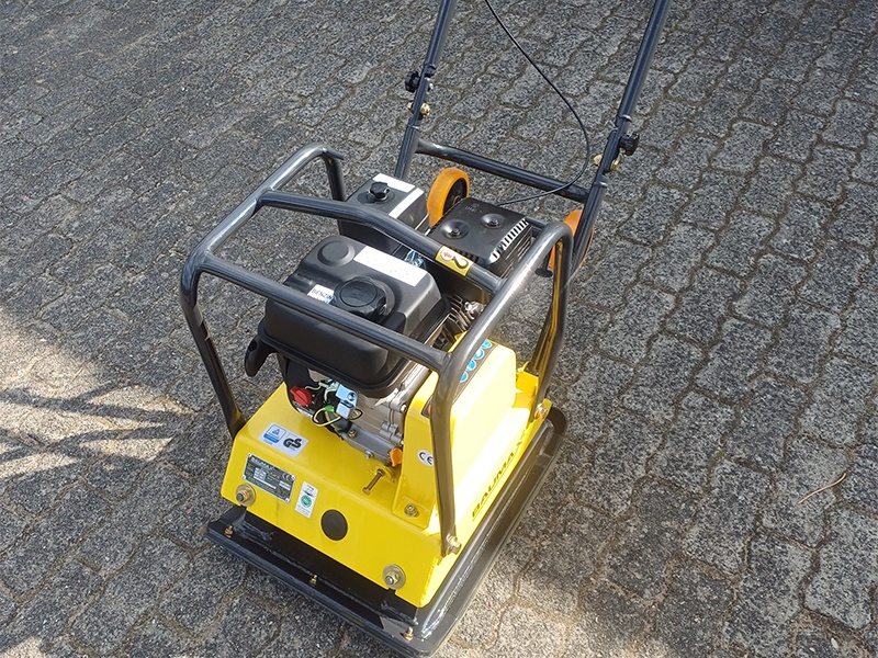 Baumaschinenverleih und aus Bornhöved Baumaschinenverleih und aus Bornhöved