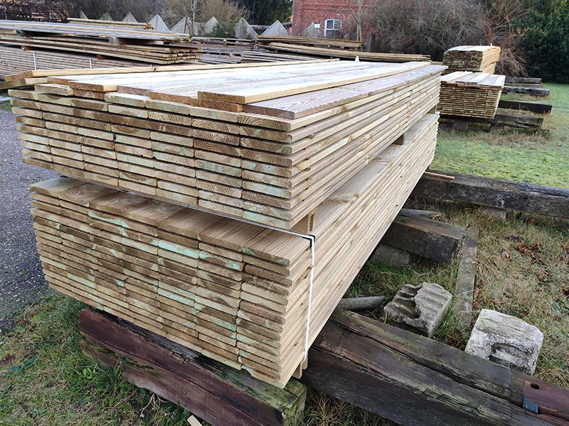 Holz-Riegel aus Klempau Holz-Riegel aus Klempau