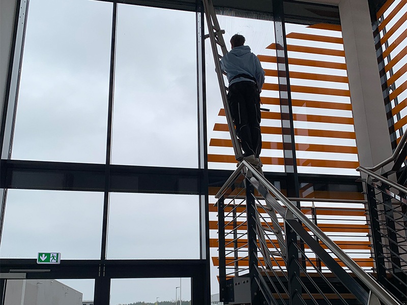 L&M Glasreinigung aus Bad Oldesloe L&M Glasreinigung aus Bad Oldesloe