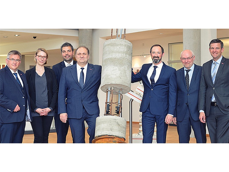Johannes Lindemann GmbH & Co. KG aus Hamburg Johannes Lindemann GmbH & Co. KG aus Hamburg