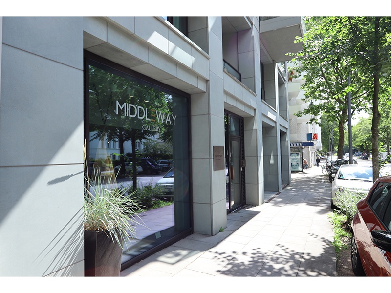 Middleway Gallery in Hamburg - Logo