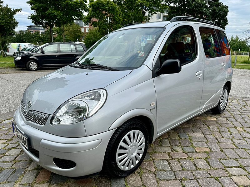 E.M. Automobile aus Hamburg