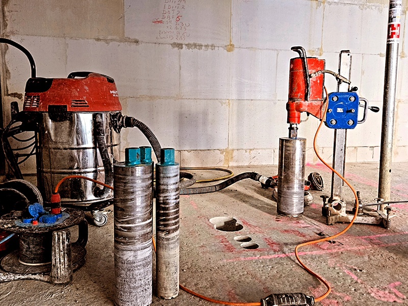 Montage & aus Hamburg