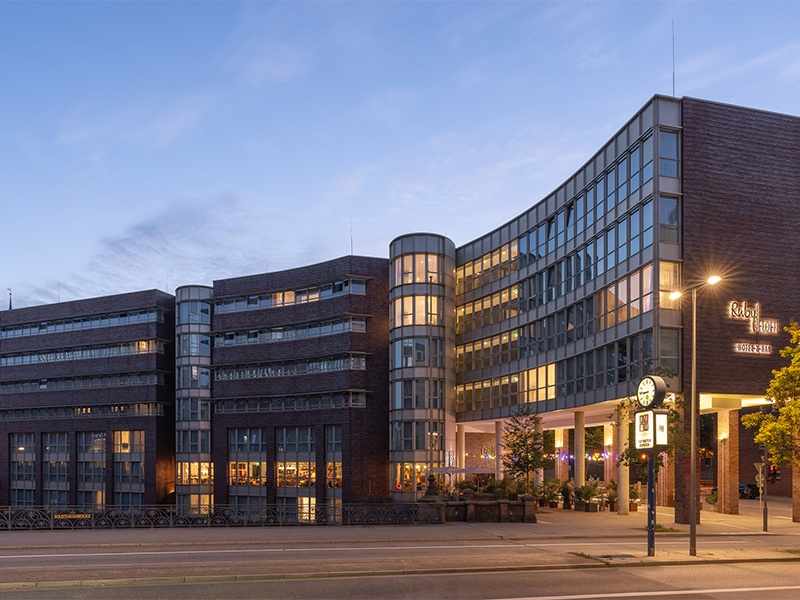Ruby Lotti Hotel & Bar aus Hamburg