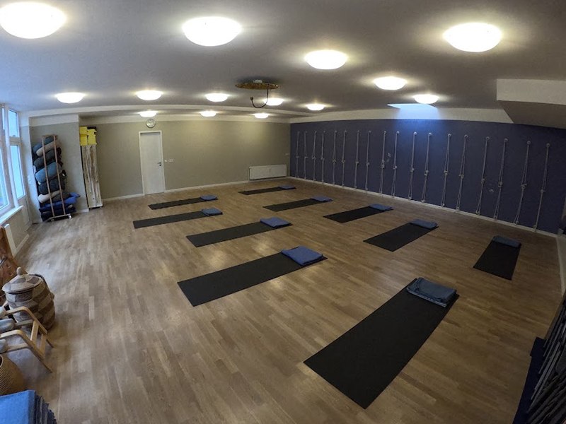 ashtangayoga.hamburg Florian Süßer aus Hamburg