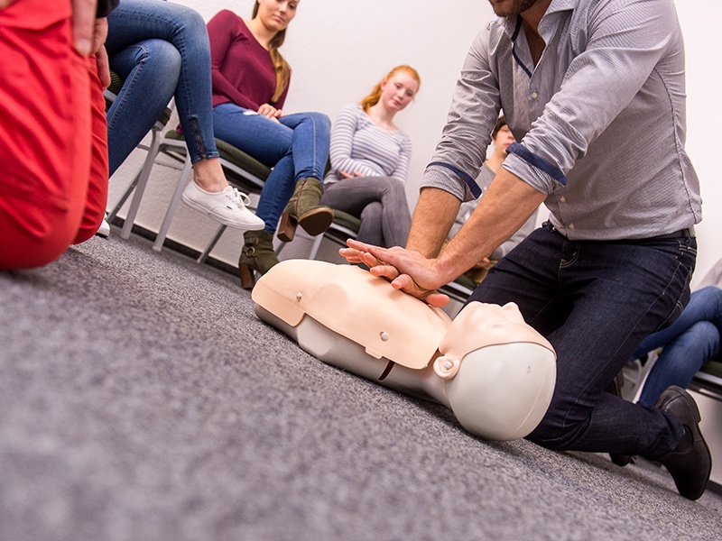 Kallbach Notfall Training aus Seevetal