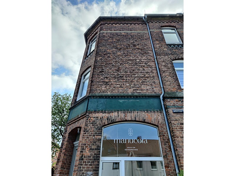 manucora - Praxis für Osteopathie - aus Adendorf