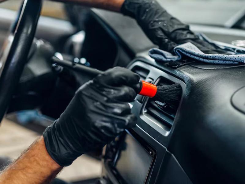 CAR DETAILING AS aus Brietlingen